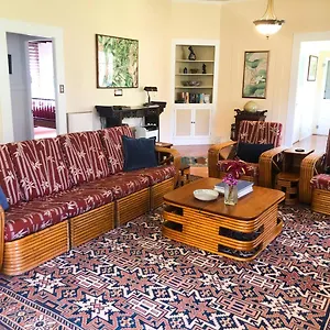 https://olaa-house-in-volcano-village.hotelsinhawaii.org